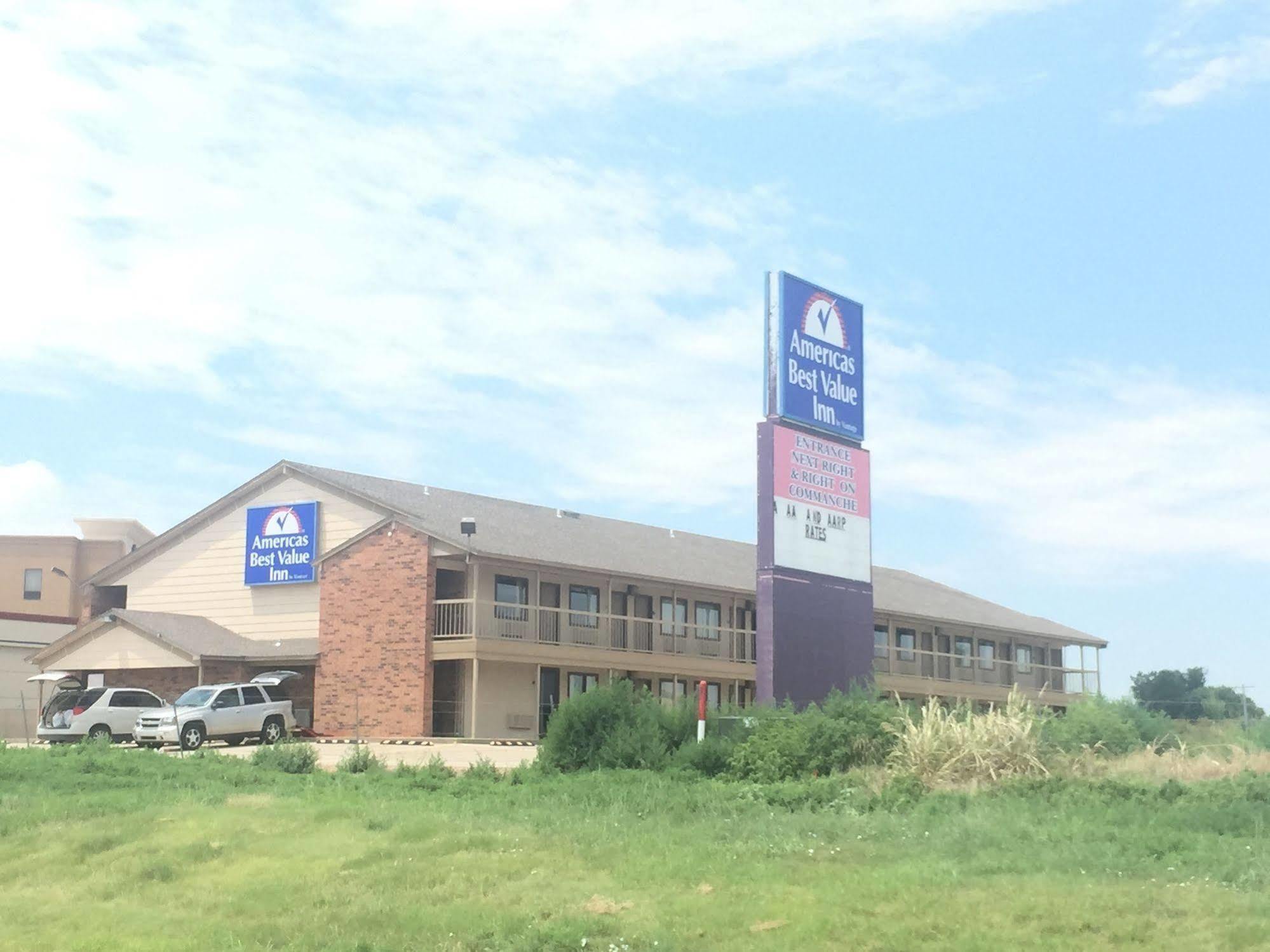 Americas Best Value Inn - Garden City Kültér fotó